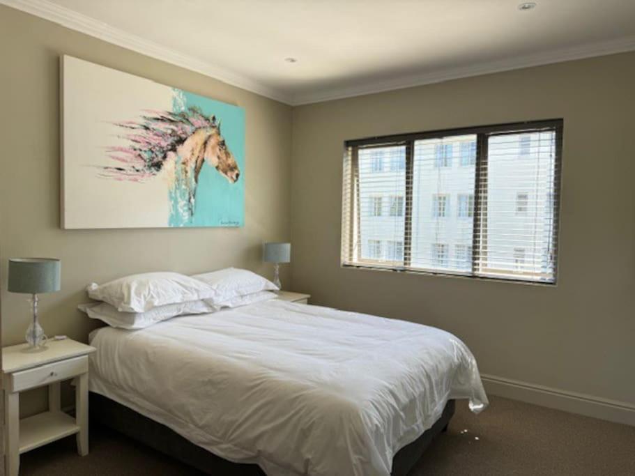 Luxury Townhouse In Stellenbosch Central מראה חיצוני תמונה